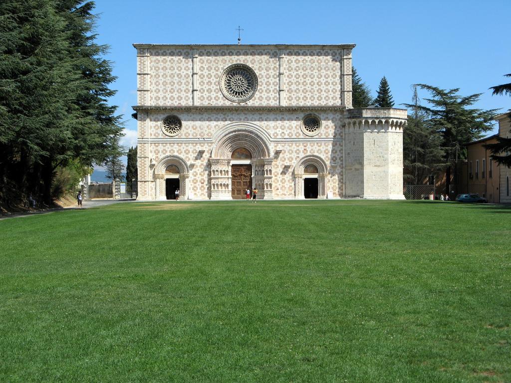 Hotel Castello L'Aquila Exterior photo
